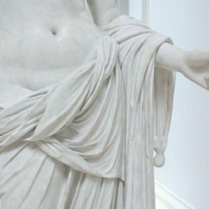 Meet your Posher, Jolie